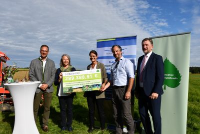 Der erste Feldrain ist gesät – neues Feldrainprojekt gestartet